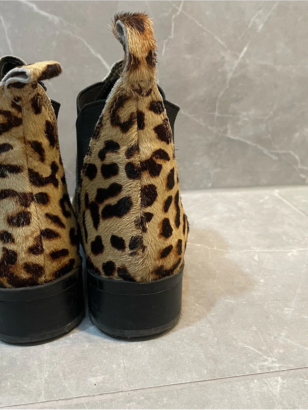 ALDO Leopard Print Hair Texture Chelsea Boots Size 7